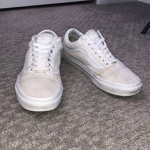 White, Low Vans, Slight Discoloration, Hardly Worn, Size 8.5M/ 10W